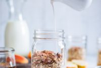 Gluten Free Vegan Apple Pie Overnight Oats