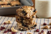Wild Berry Chewy Granola Bars