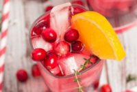Thyme-Kissed Cranberry-Orange Gin Fizz