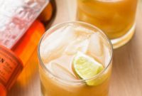 Orchard Spice Bourbon Fizz