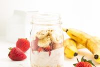 Creamy Strawberry Banana Overnight Oats