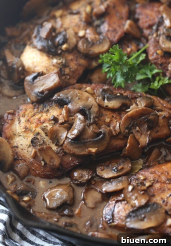 Skillet Balsamic Garlic Chicken - A Quick & Flavorful Weeknight Dinner