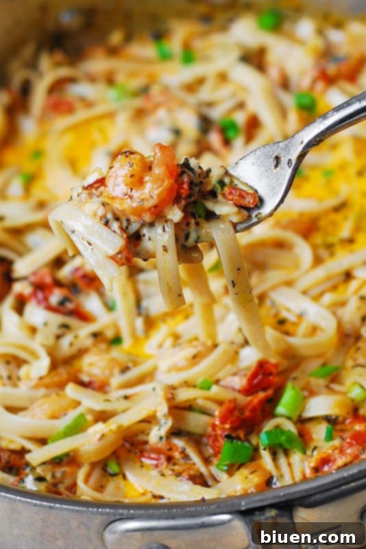 Garlic Shrimp and Sun-Dried Tomato Pasta
