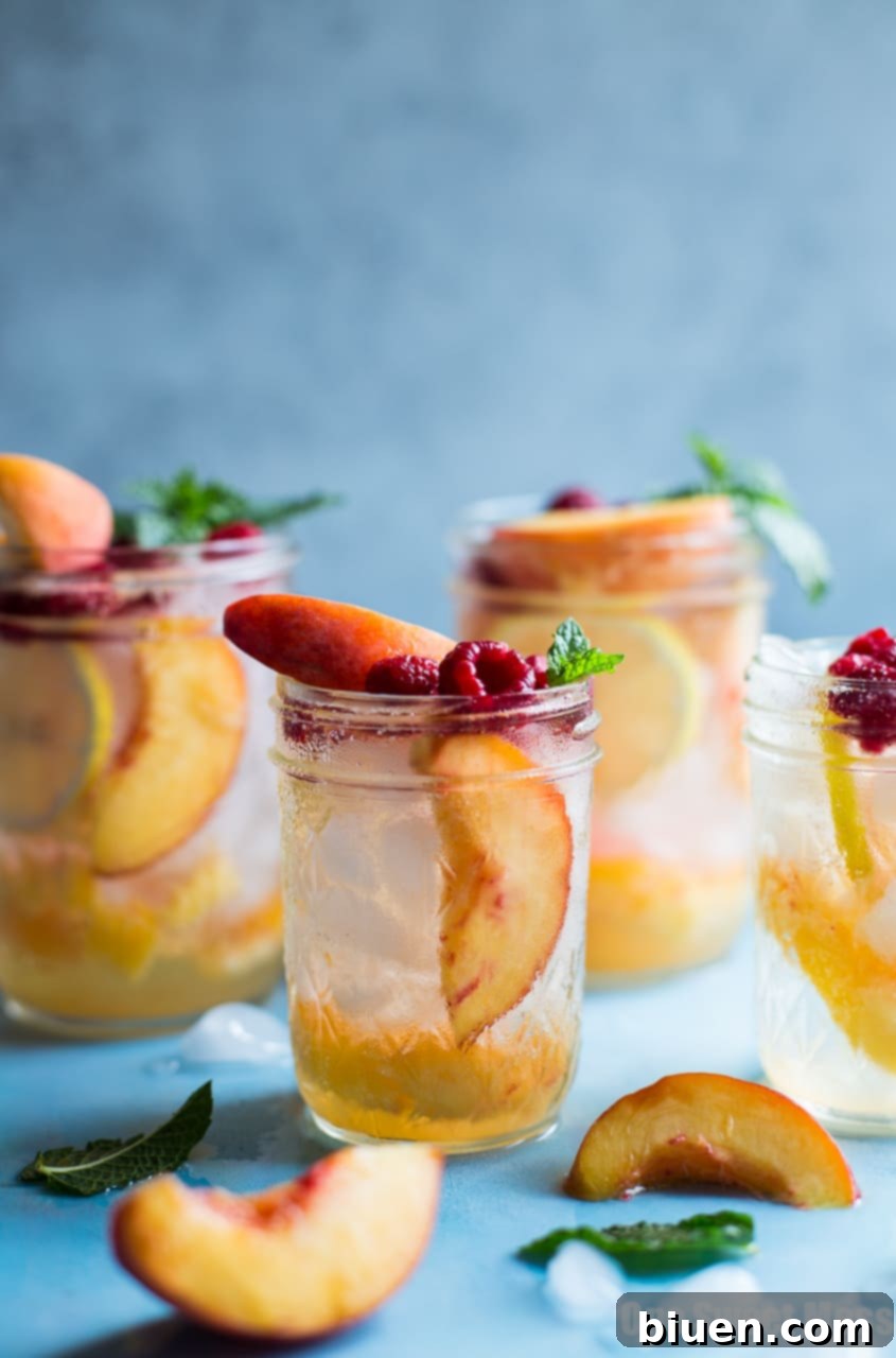Fresh Peach Crush Cocktail