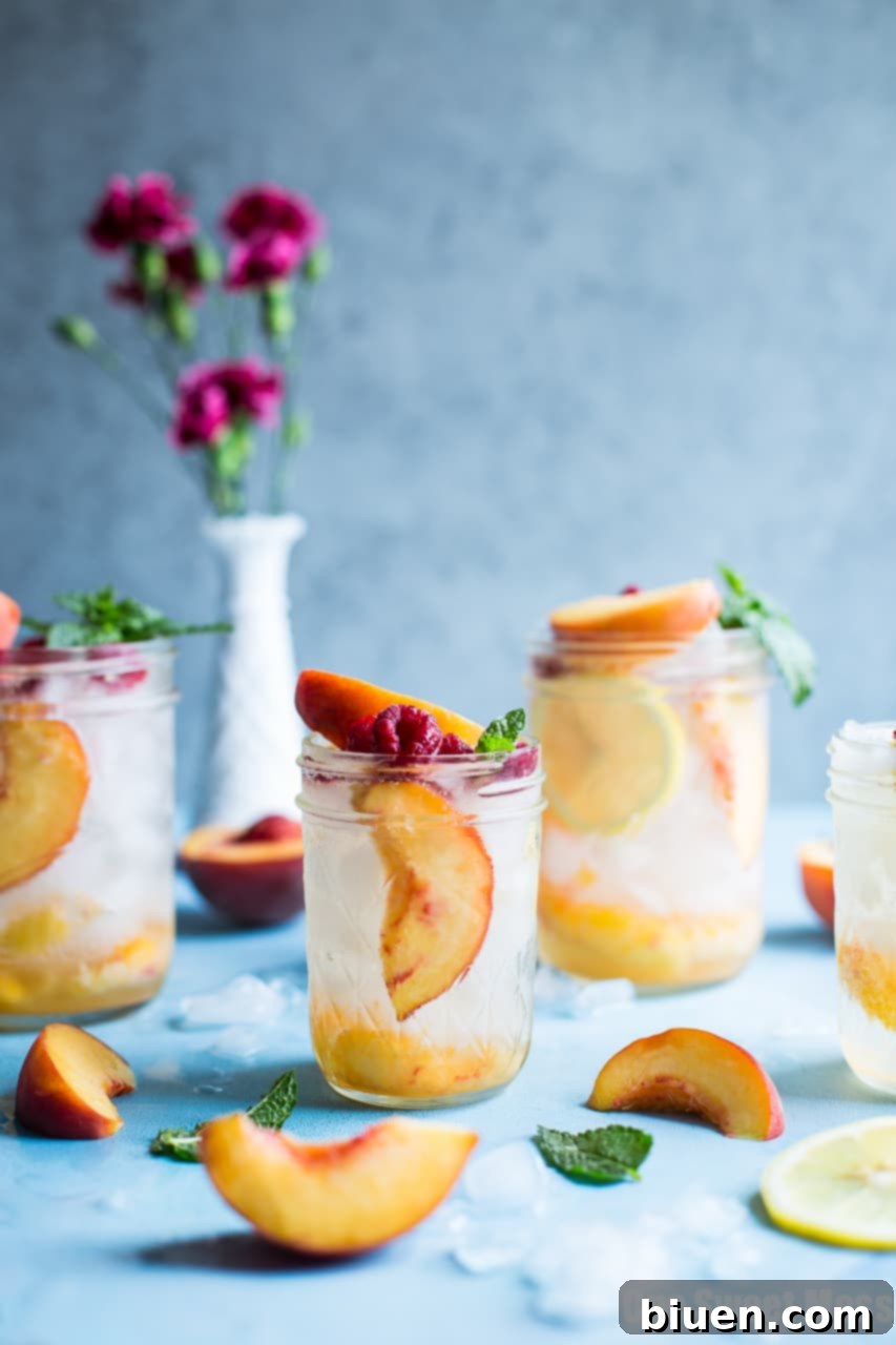 Fresh Peach Crush Cocktail