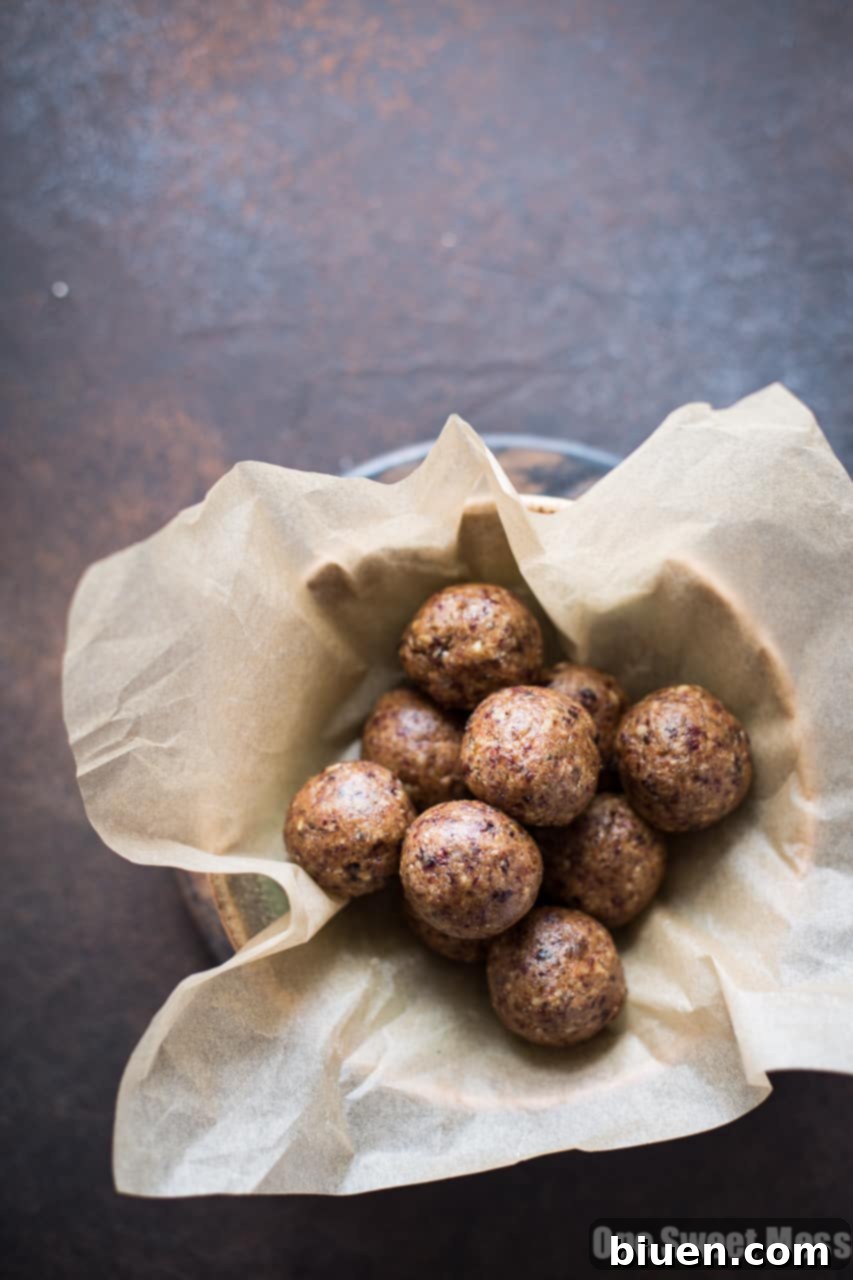 Toasted Pecan Cranberry Energy Bites | Gluten-Free, Vegan & Naturally Sweetened