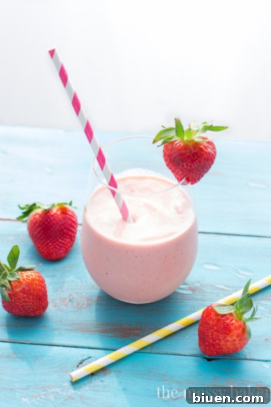 Strawberry Peach Malted Smoothie | www.themessybakerblog.com
