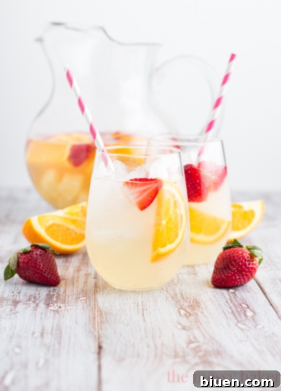 Fruity Pineapple Sangria | www.themessybakerblog.com