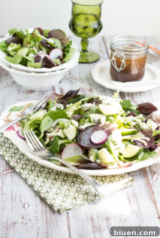 Crunchy Fennel Radish Medley with Cherry Balsamic Glaze 2 Fresh Fennel & Radish Salad with Cherry-Balsamic Vinaigrette