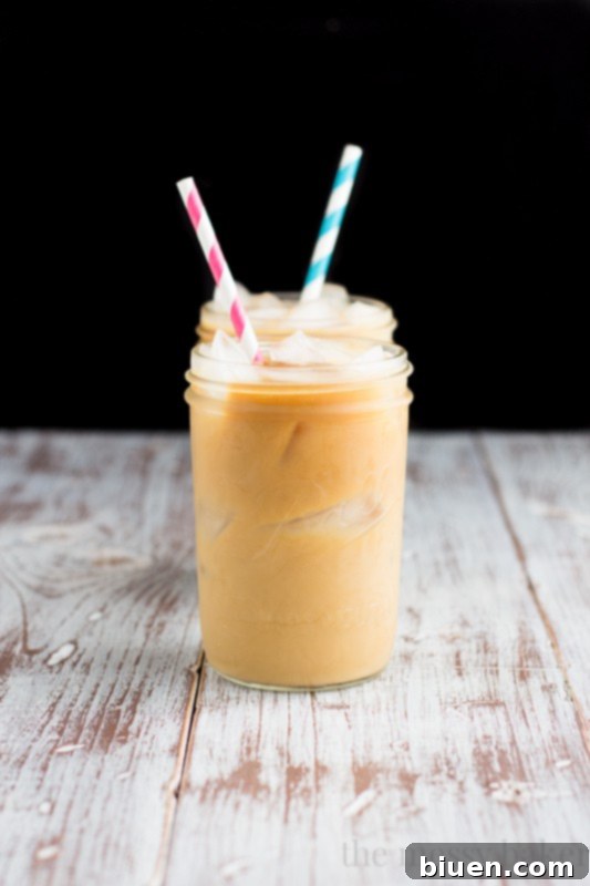 Cold Brewed Coffee Tutorial | www.themessybakerblog.com