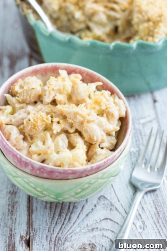 Golden Roasted Cauliflower Mac and Cheese 6 Roasted Cauliflower Mac & Cheese | www.themessybakerblog.com