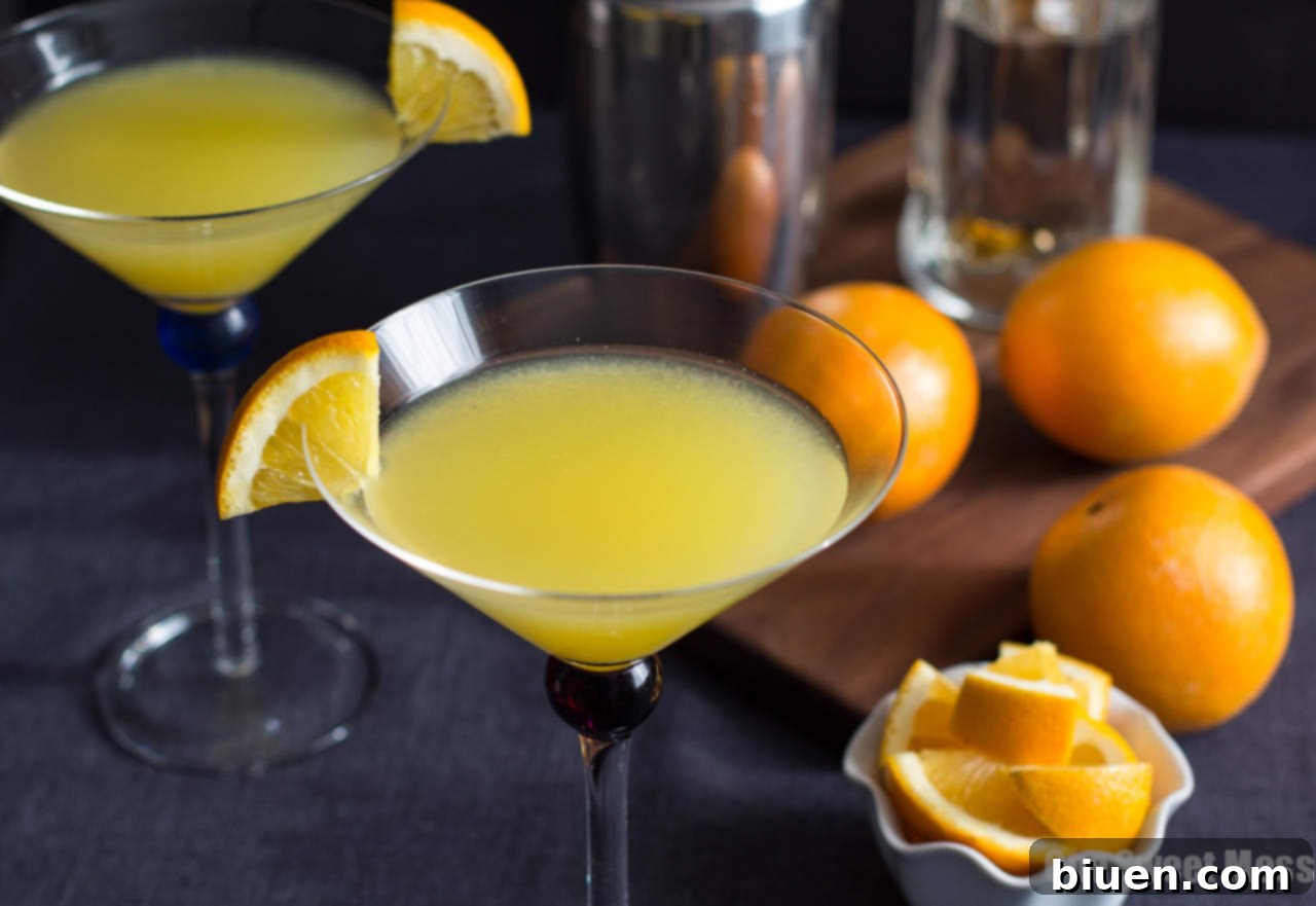 Vanilla Tangerine Martini {By the Pitcher}